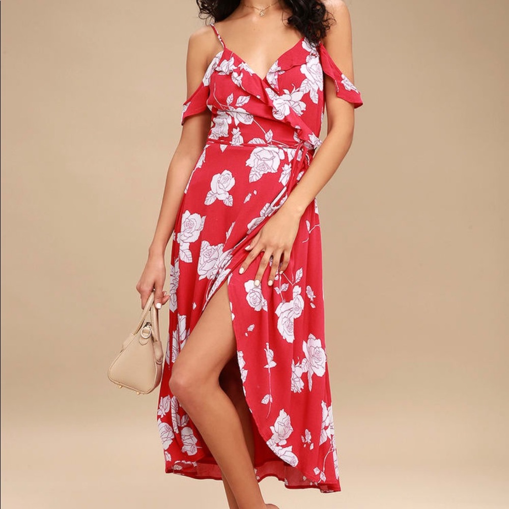 High-low floral wrap dress from Lulu’s!